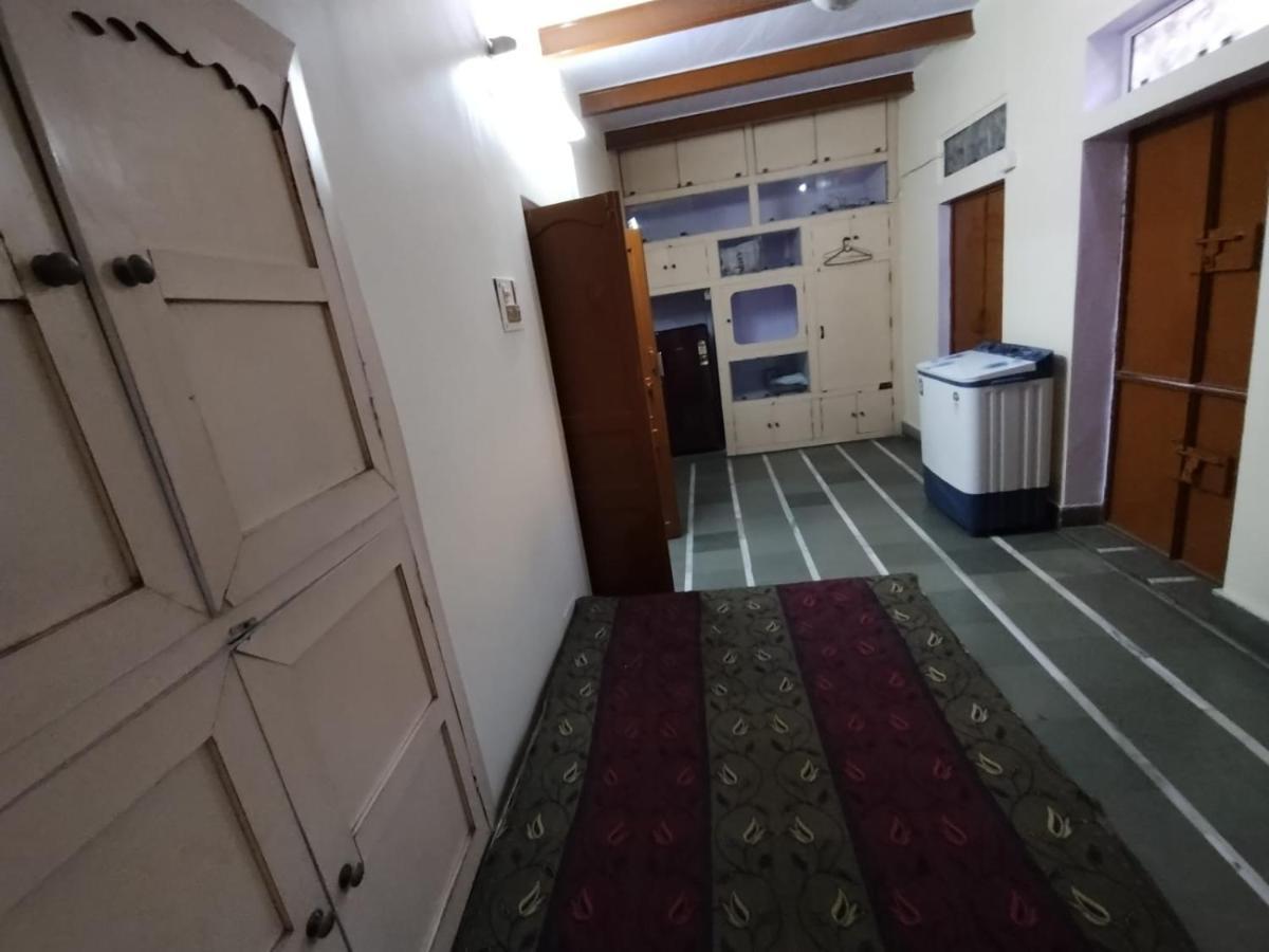 Heritage Homestay@Old City Near Ganges Varanasi Bagian luar foto
